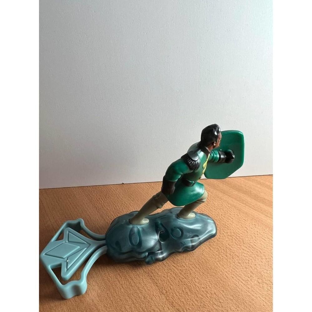 2019 McDonald's Disney Frozen 2 Happy Meal Toy #7 Mattias - Picture 3 of 8